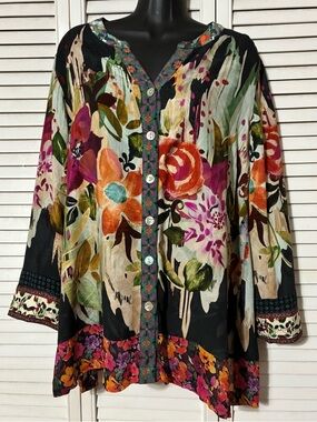 John Mark Black Floral Button-Front Tunic Top